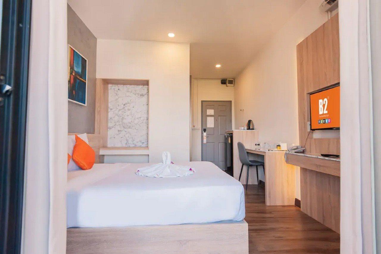บีทู คำเที่ยง บูทิก แอนด์ บัดเจ็ต โฮเทล Hotel เชียงใหม่ ภายนอก รูปภาพ