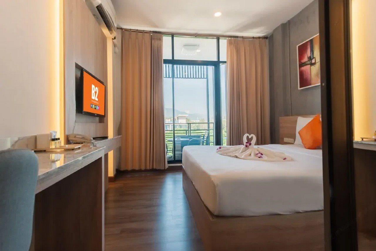 บีทู คำเที่ยง บูทิก แอนด์ บัดเจ็ต โฮเทล Hotel เชียงใหม่ ภายนอก รูปภาพ