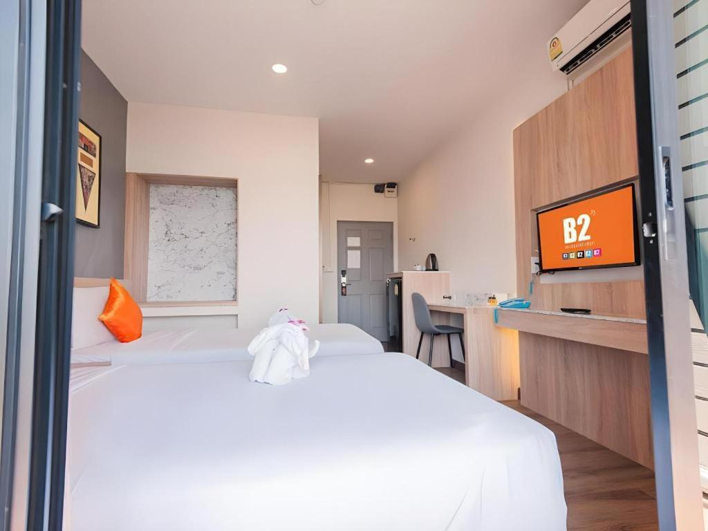 บีทู คำเที่ยง บูทิก แอนด์ บัดเจ็ต โฮเทล Hotel เชียงใหม่ ภายนอก รูปภาพ