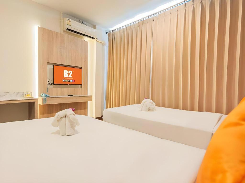 บีทู คำเที่ยง บูทิก แอนด์ บัดเจ็ต โฮเทล Hotel เชียงใหม่ ภายนอก รูปภาพ