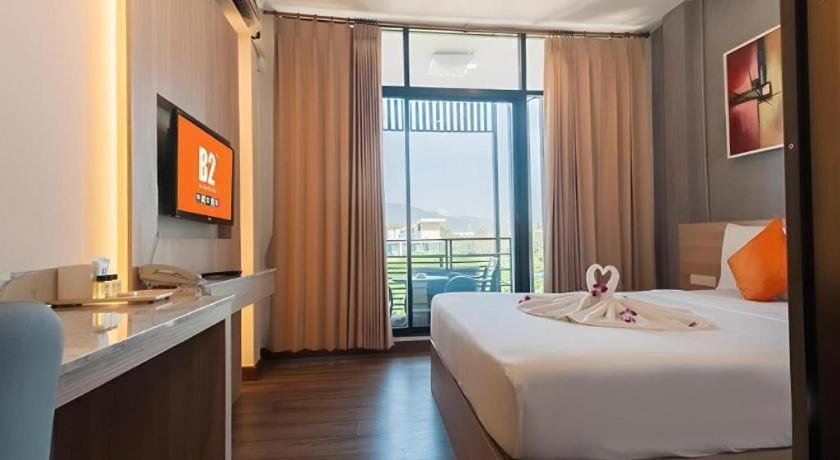 บีทู คำเที่ยง บูทิก แอนด์ บัดเจ็ต โฮเทล Hotel เชียงใหม่ ภายนอก รูปภาพ
